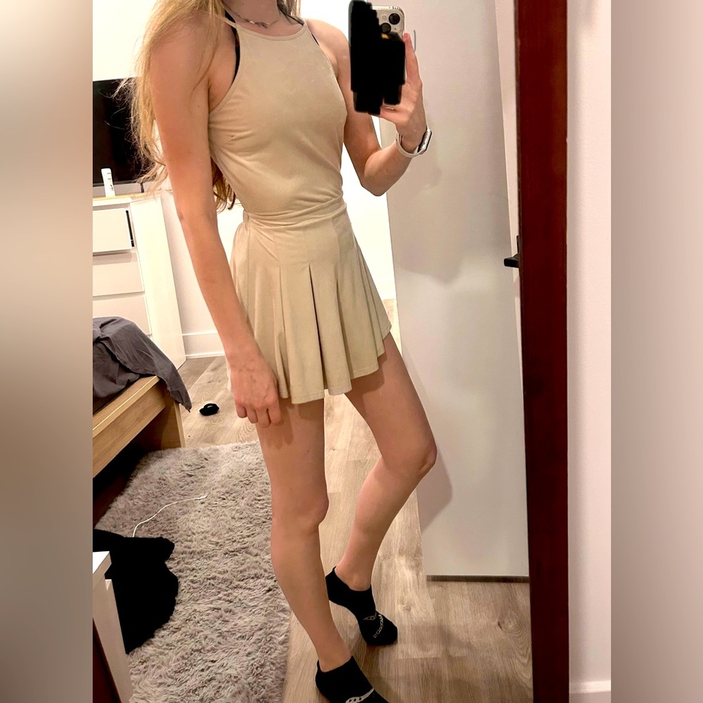 S blush, backless romper